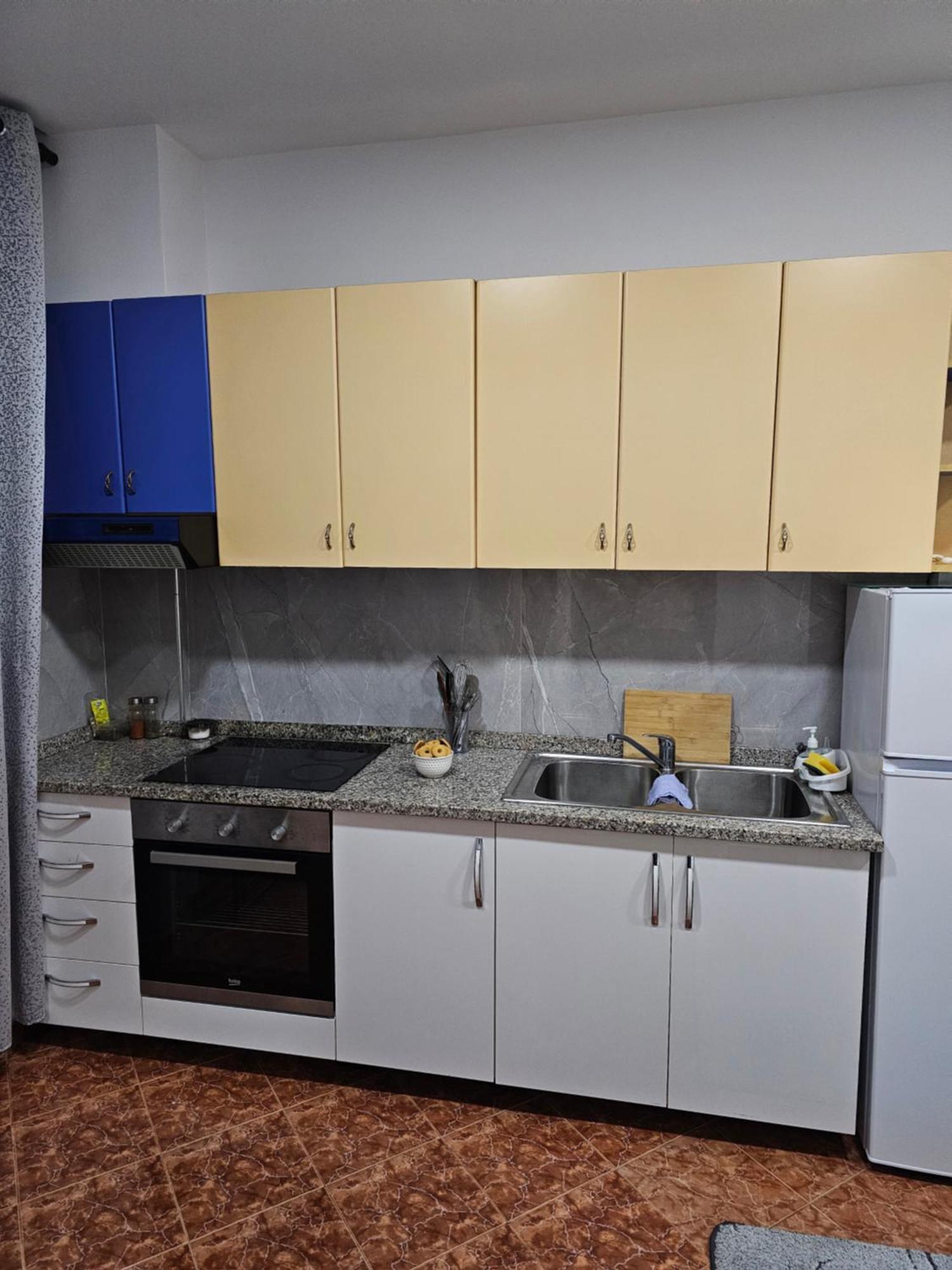 Geljus Apartment Tiranë Ngoại thất bức ảnh